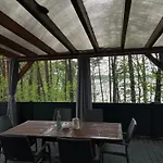 Na Morenowym Wzgorzu, Nad Jeziorem * Mierzyn